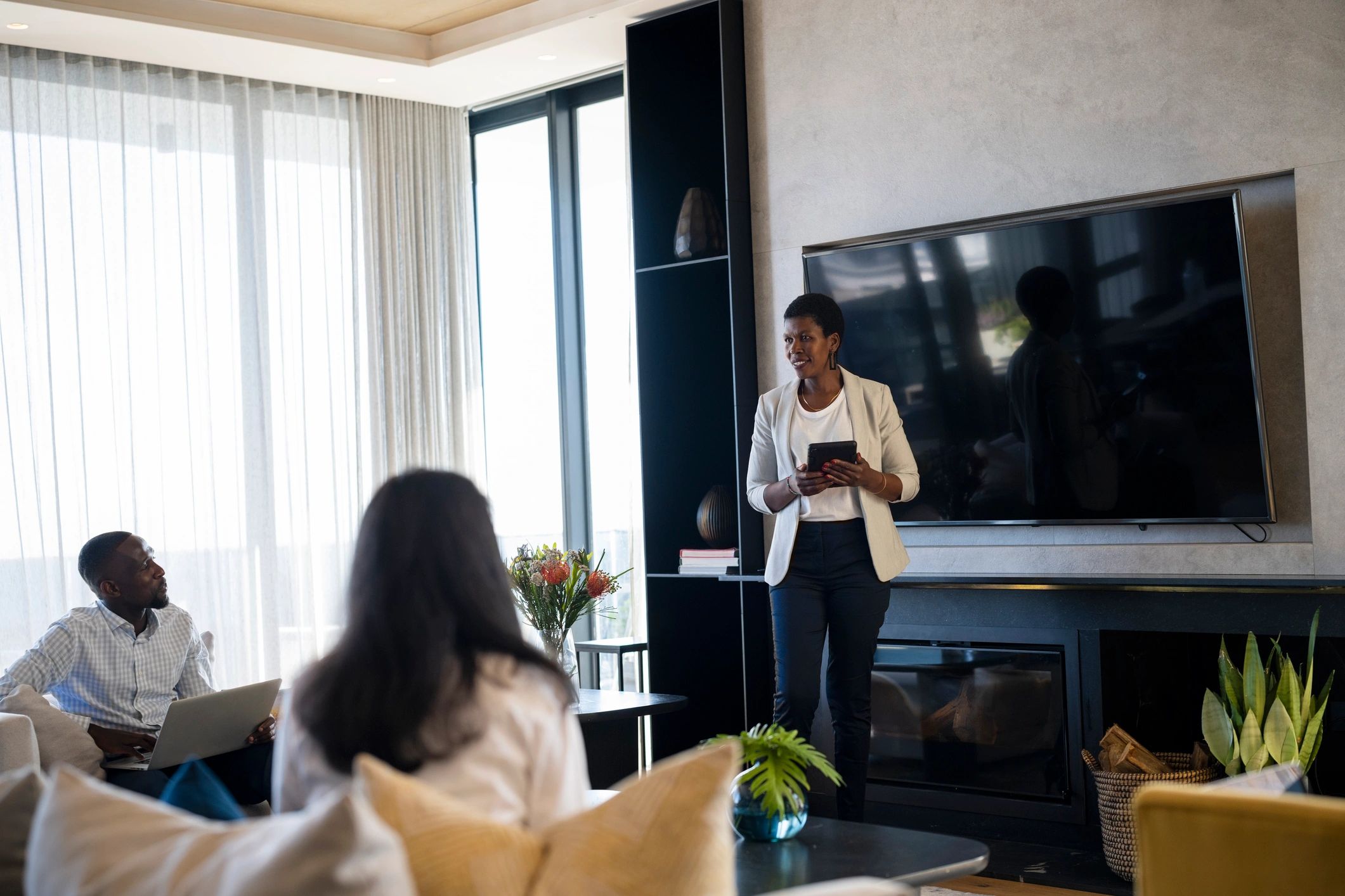 Businesswoman presenting in a meeting